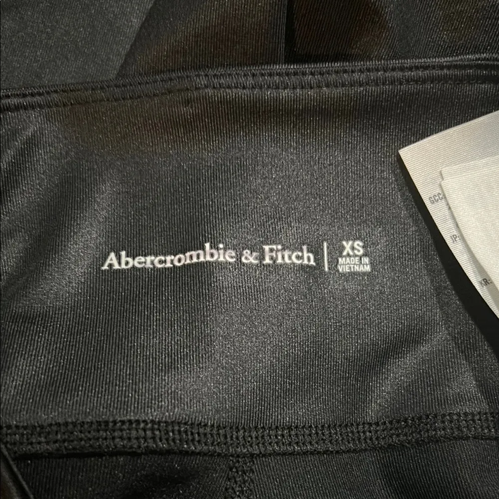 Abercrombie & Fitch Jet Black Activewear Bike Shorts Size XSmall - Image 2