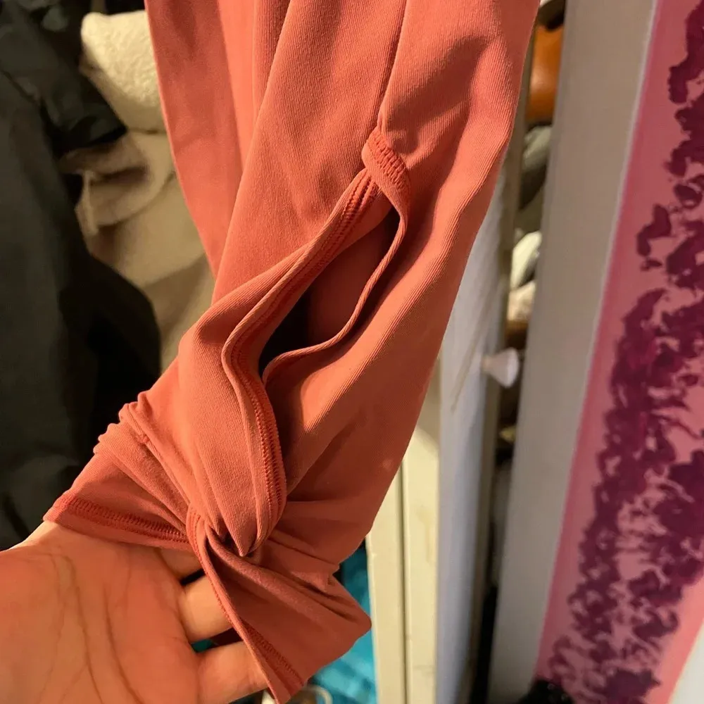 FABLETICS OASIS HIGH WAISTED 7/8 LEGGINGS - Image 5