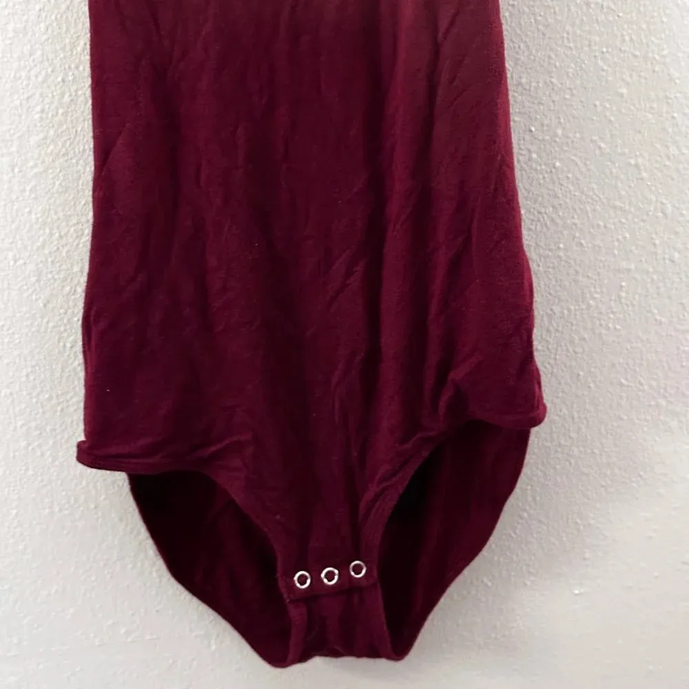 American Eagle Women AEO First Essentials Body Suit Halter Lace Trim Small - Image 3