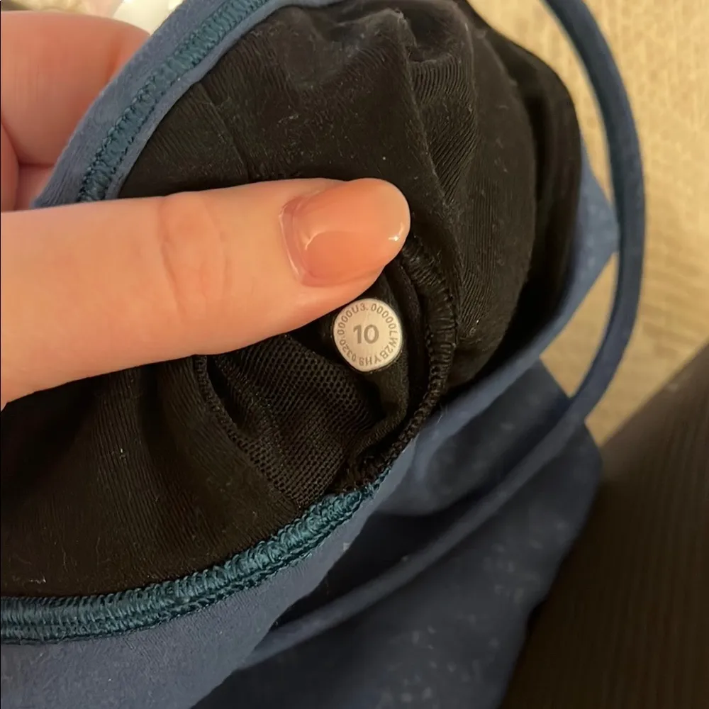 Lululemon  flow y bra - Image 3