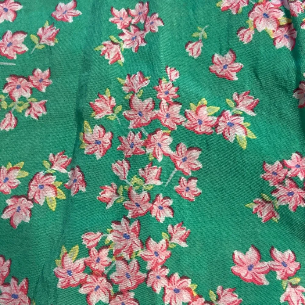 Deeper James RSVP shirt size S length 22”bust 30” color green with flower design - Image 13