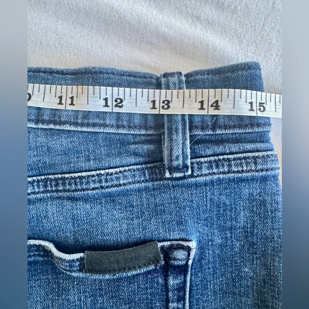 Sanctuary Denim Raw Hem Medium Wash Distressed Cutoff Shorts Size 27 - Image 10