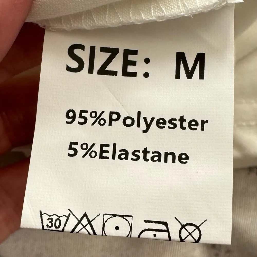 NWOT white graphic martini glass T - Image 3