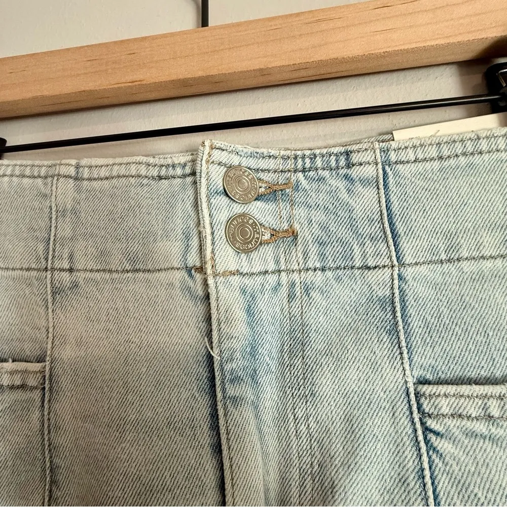 M Jeans by Maurice’s Light Blue High-Waisted Jean Shorts with Frayed Hem - Image 8