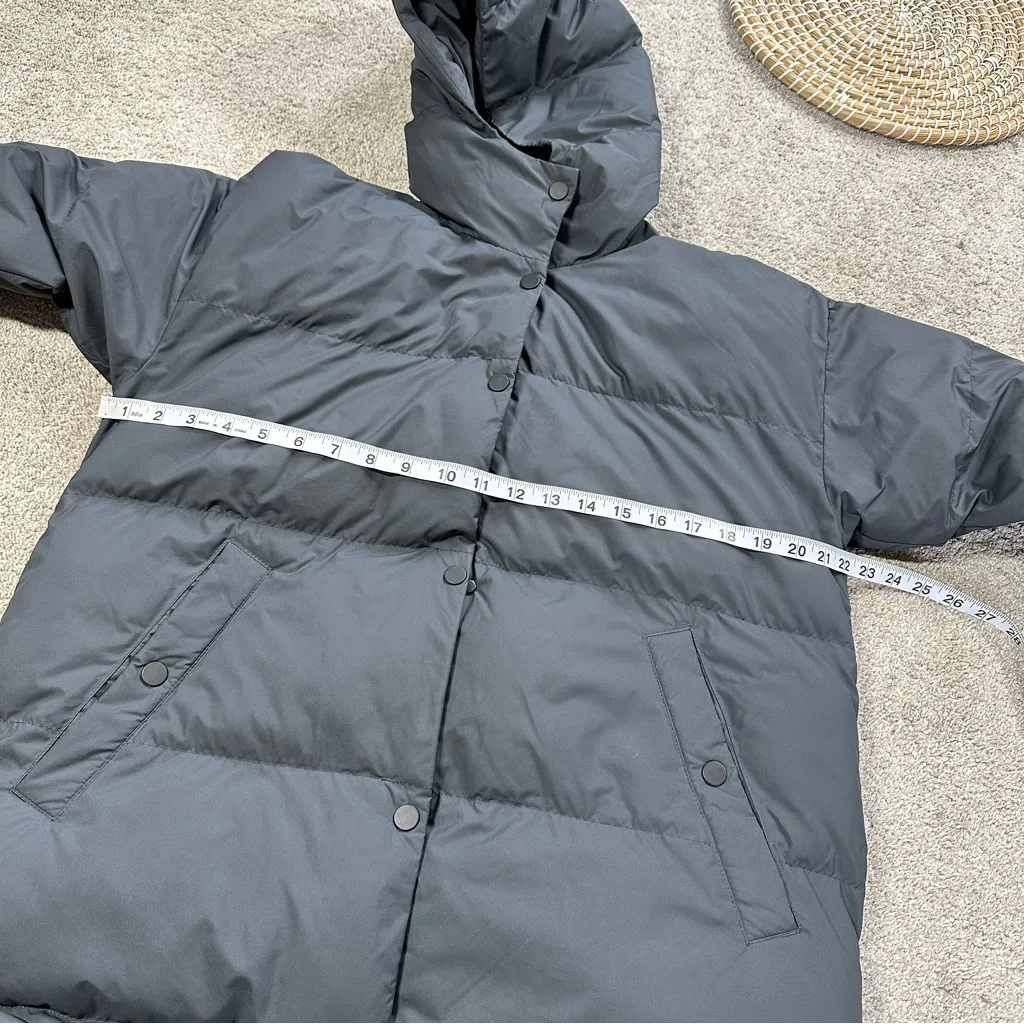 Everlane Women’s Primaloft The Long Puffer Jacket Winter in Charcoal Gray Size M - Image 14