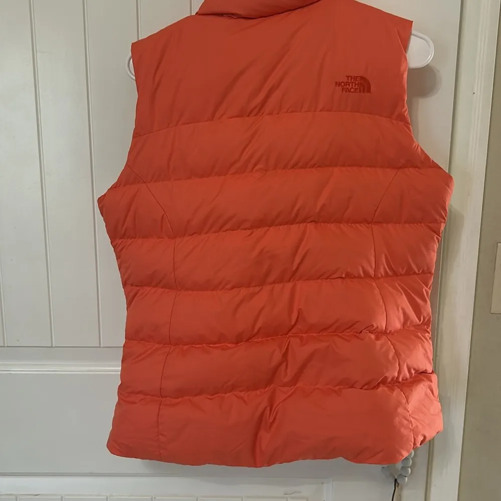 THE NORTH FACE NUPTSE 700 GOOSE DOWN PUFFER ORANGE/RED VEST JACKET US WOMEN M - Image 6