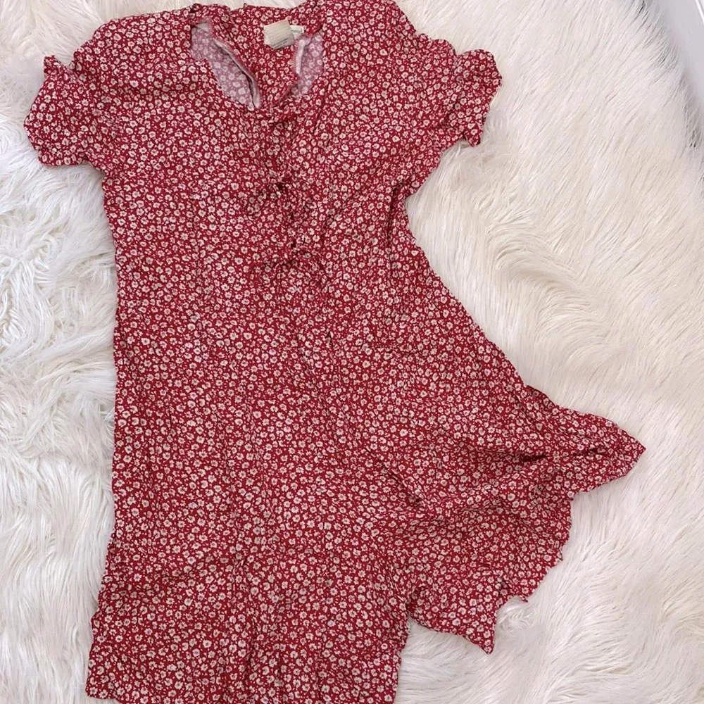 Vintage red floral romper size small - Image 8