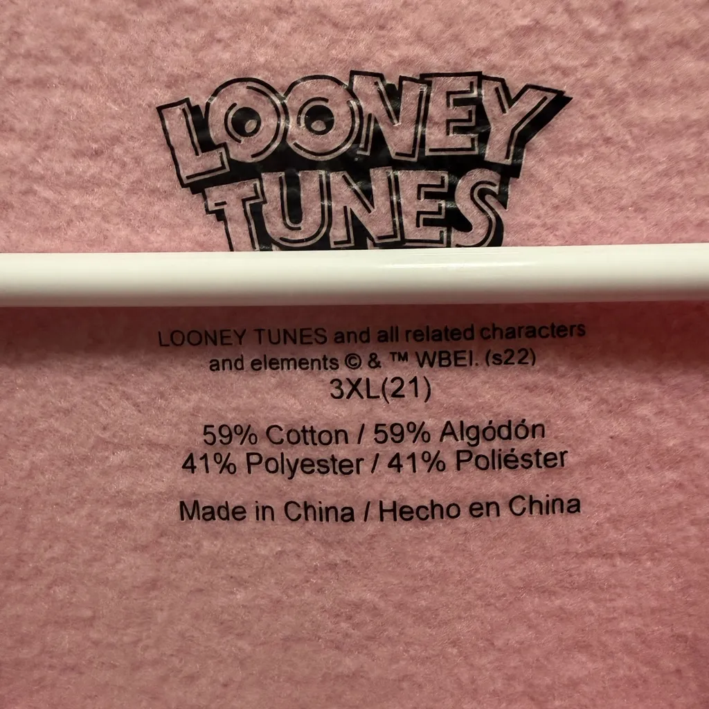 Warner Bros. Looney Tunes pink soft crewneck sweatshirt Juniors 3XL cozy Size undefined - Image 3