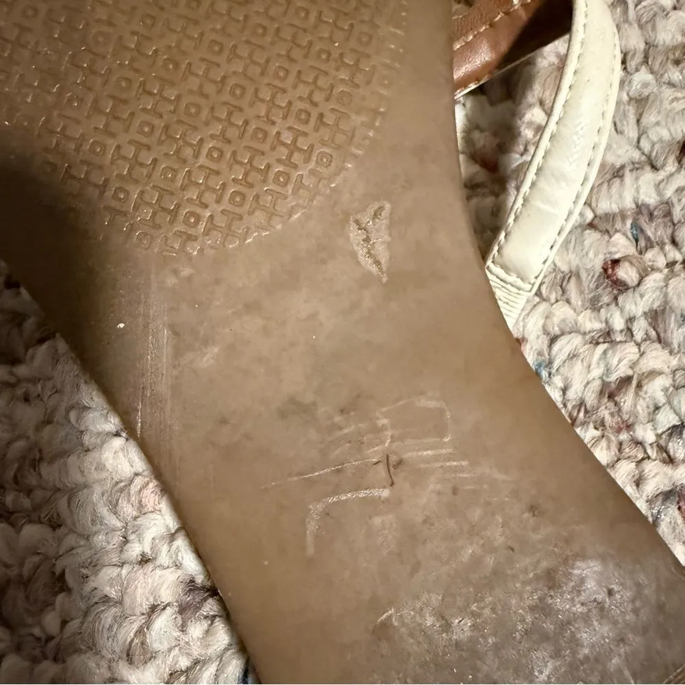 Tory Burch Sandals Melinda T Strap Flip Flops Half Moon Tory Medallion- Size 7 - Image 3