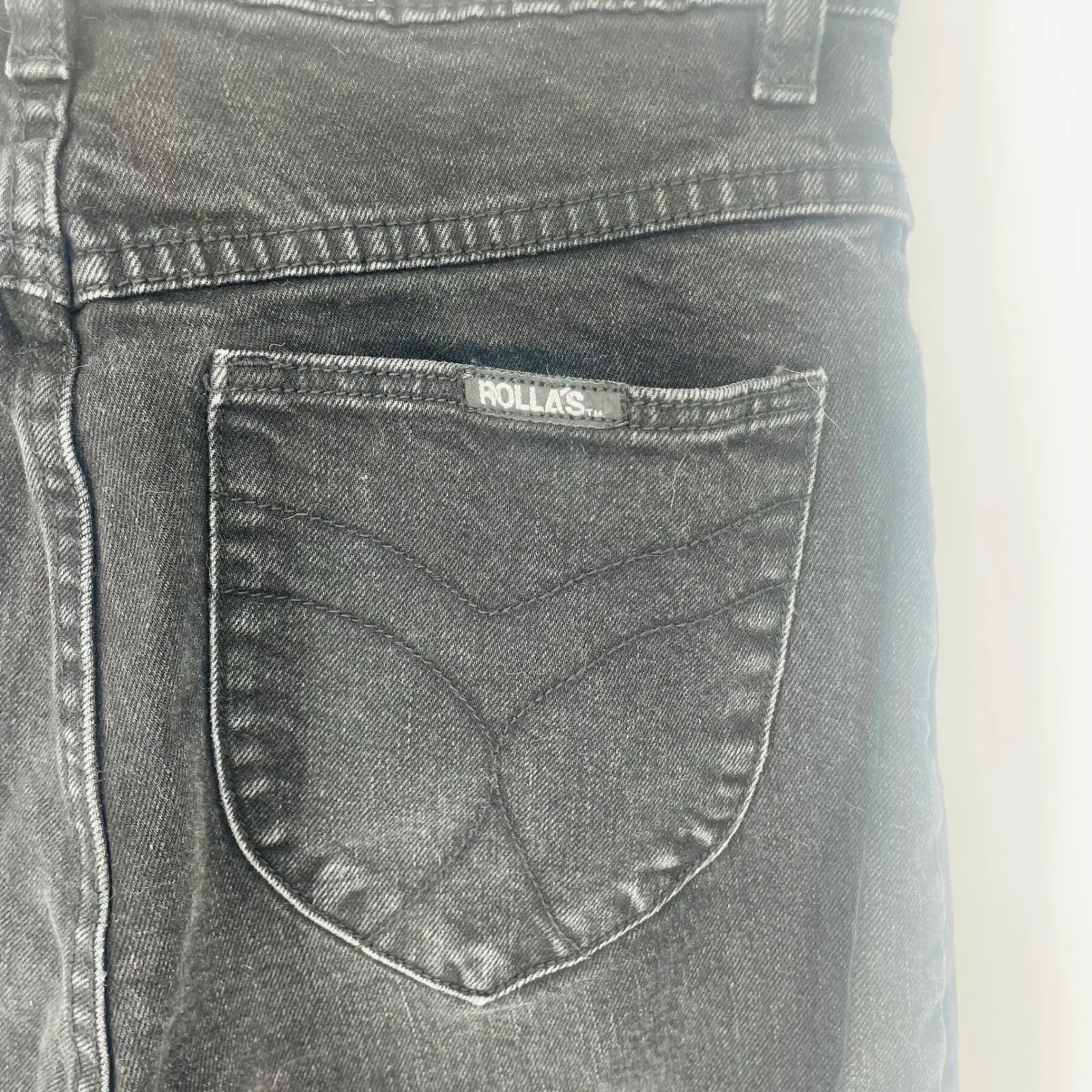 ROLLAS Dusters High Rise Slim Straight Leg Jeans Black Washed Size 27 Split Hem - Image 11