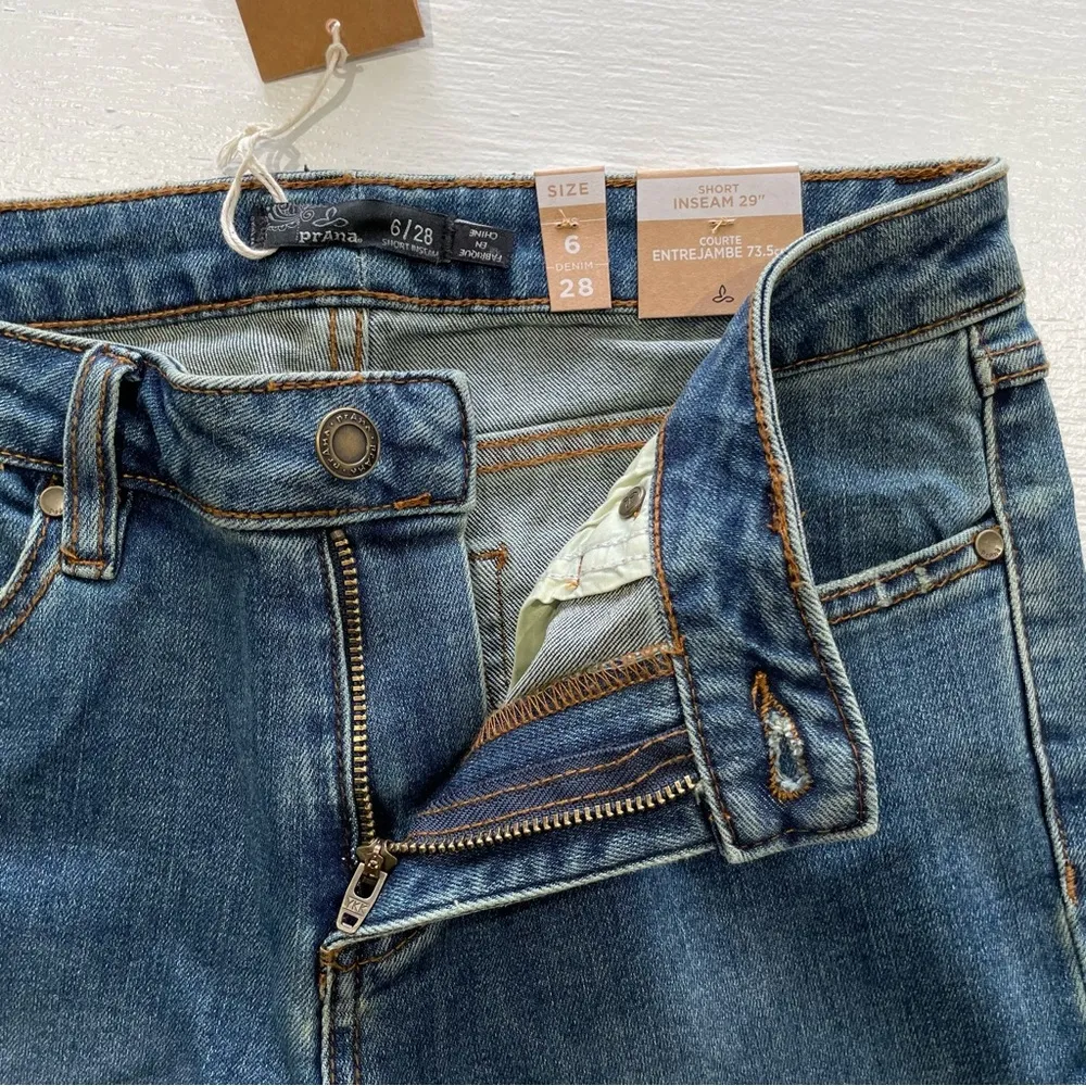 New  Sienna Skinny Jeans Stretch Denim True Blue Size 6 Short Inseam - Image 15