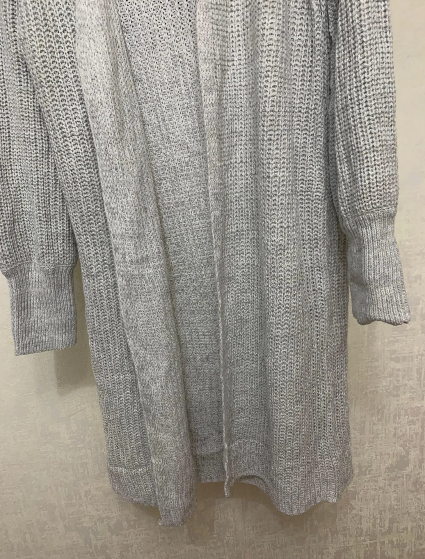 Cardigan Gray Size L - Image 3
