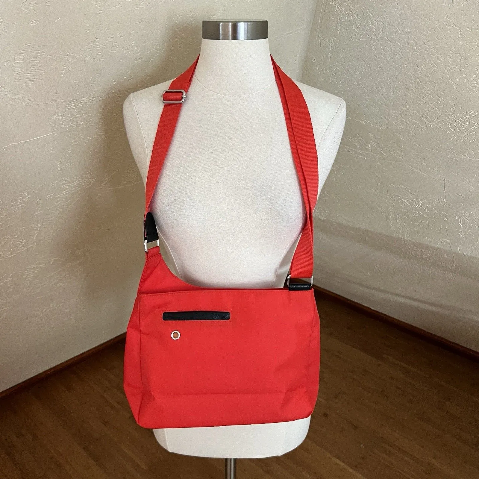 Baggallini Crossbody Bag Womens Red Stand Up Nylon Travel Organizer Purse Zip - Image 4