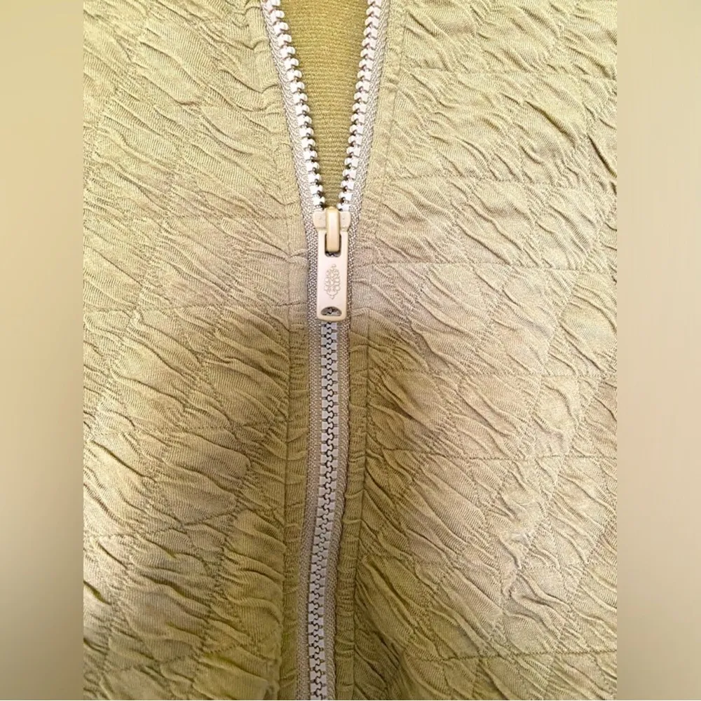 FREE PEOPLE MOVEMENT Green Hooded Pleated Activewear Jacket Size XS NWOT - Image 8