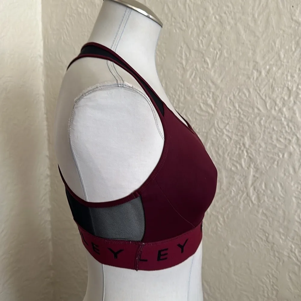 Varley Cliffside Sports Bra XS Raspberry Black Mesh Keyhole Back Logo Band XS - Image 10
