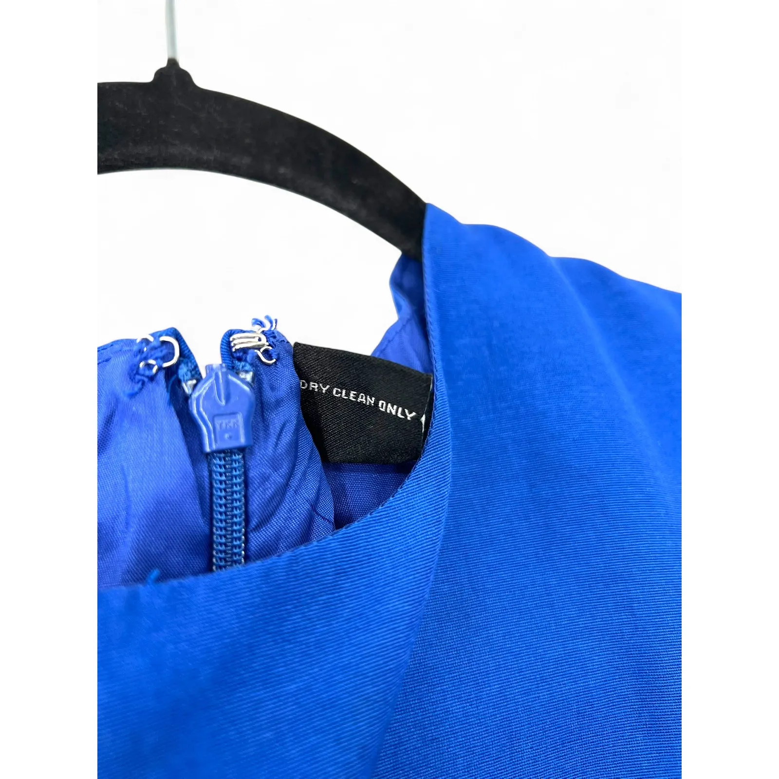 J. Peterman | 8 | Italian Floral Dress Sleeveless Sundress Blue White Fit Flare - Image 5