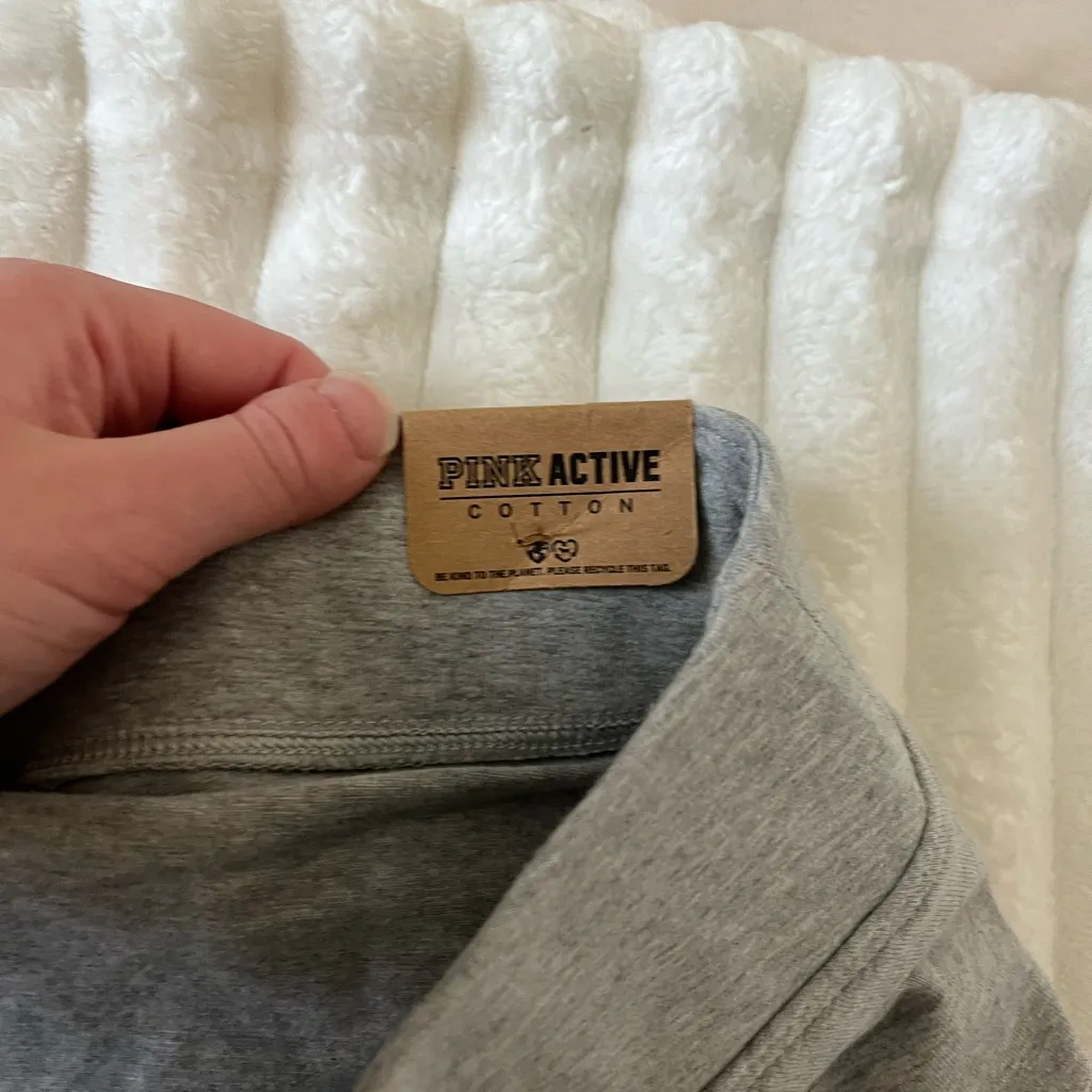 NWT PINK Victoria's Secret Gray Active Skort - Image 5