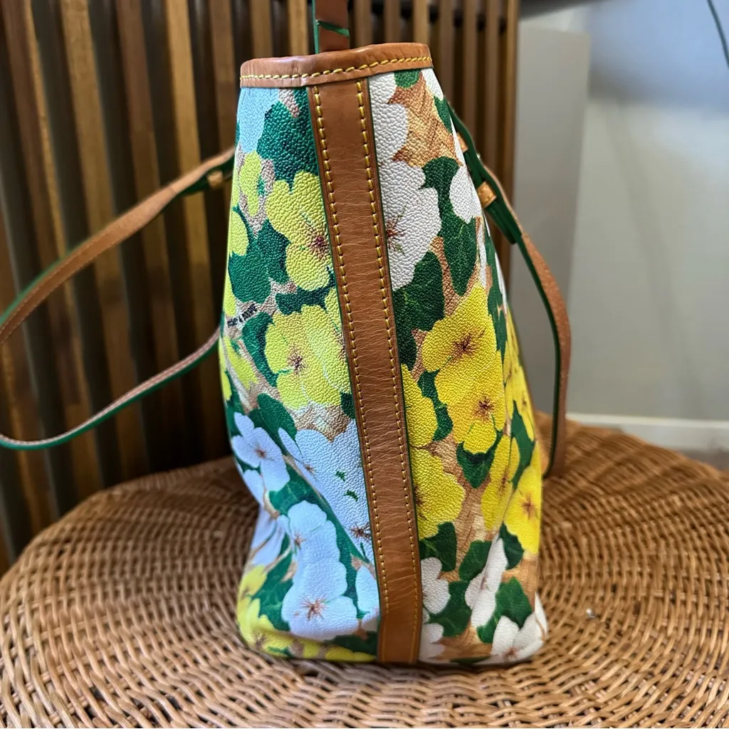 Dooney Bourke Leisure Large Shopper Yellow White Floral Tote Shoulder Bag - Image 5