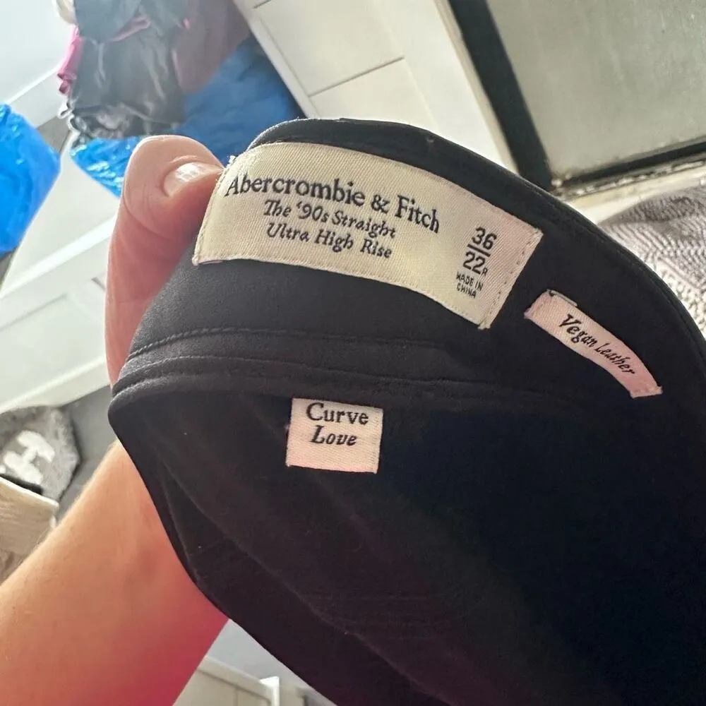 Abercrombie & Fitch Women’s 36 Curve Love Black Faux Leather 90s Straight New - Image 4