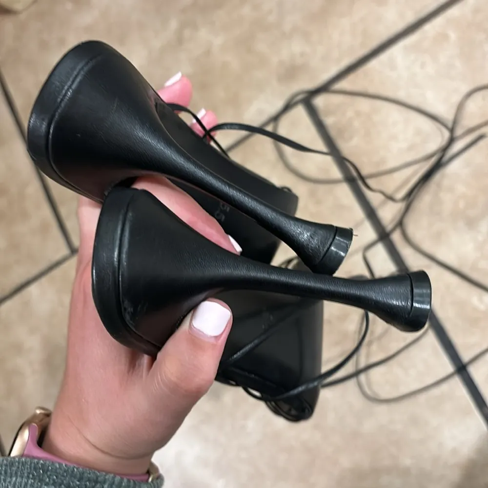 Camila Coelho Black Jolie Strappy Point Heels - Image 5