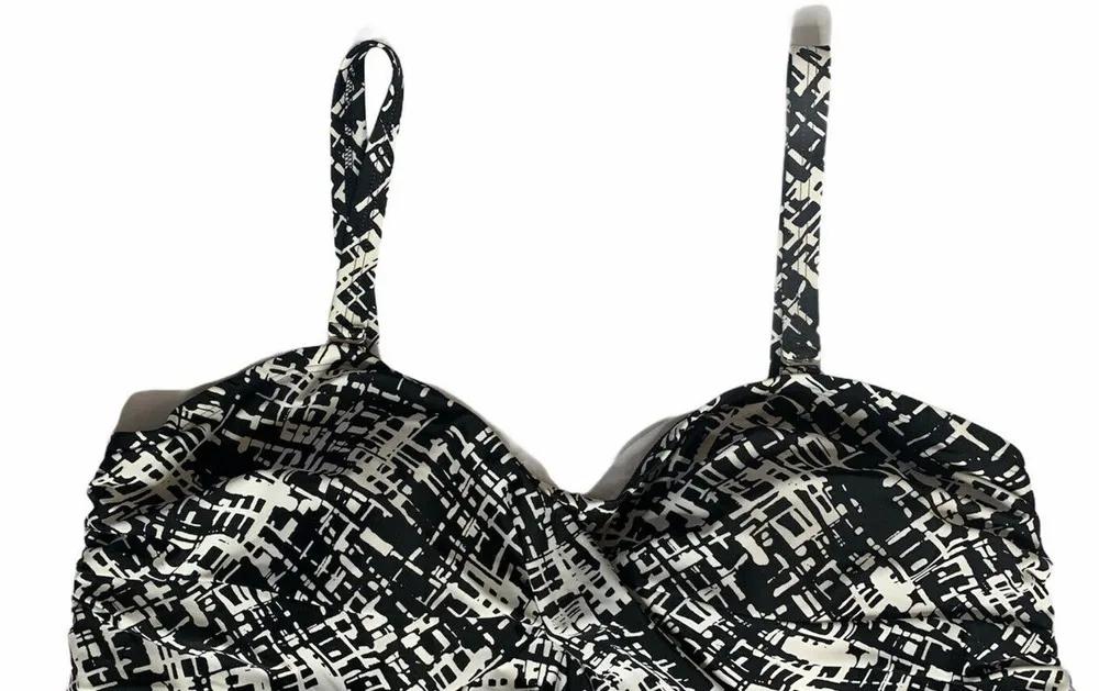 NEW Fresh Water One Piece Removable Strap Skirted Swimsuit Slimming Black 30W - Image 2