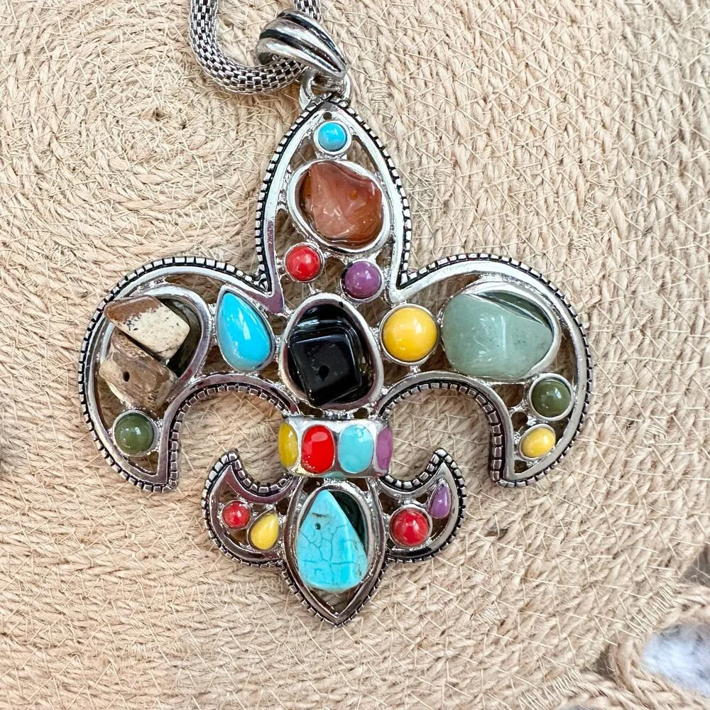 Silver Tone Large Fleur De Lis Pendant Necklace Mixed Color Turquoise Stones Box - Image 3