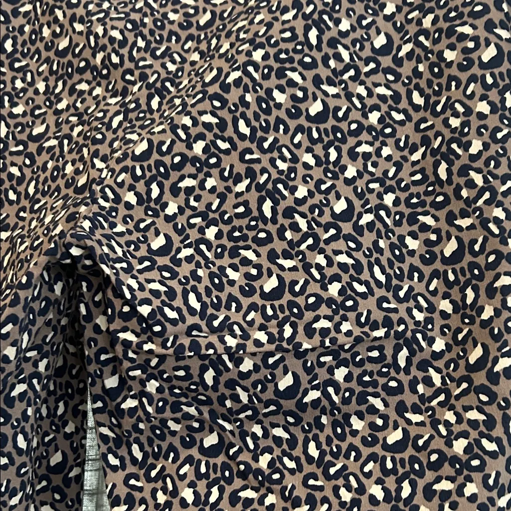 Rafaella Black and White Patterned Capris - Image 5