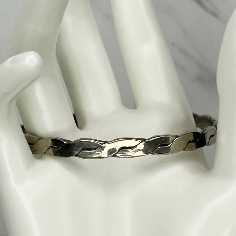 Vintage Mexico Silver Tone Braided Flat Bangle Bracelet ✨ - Image 6