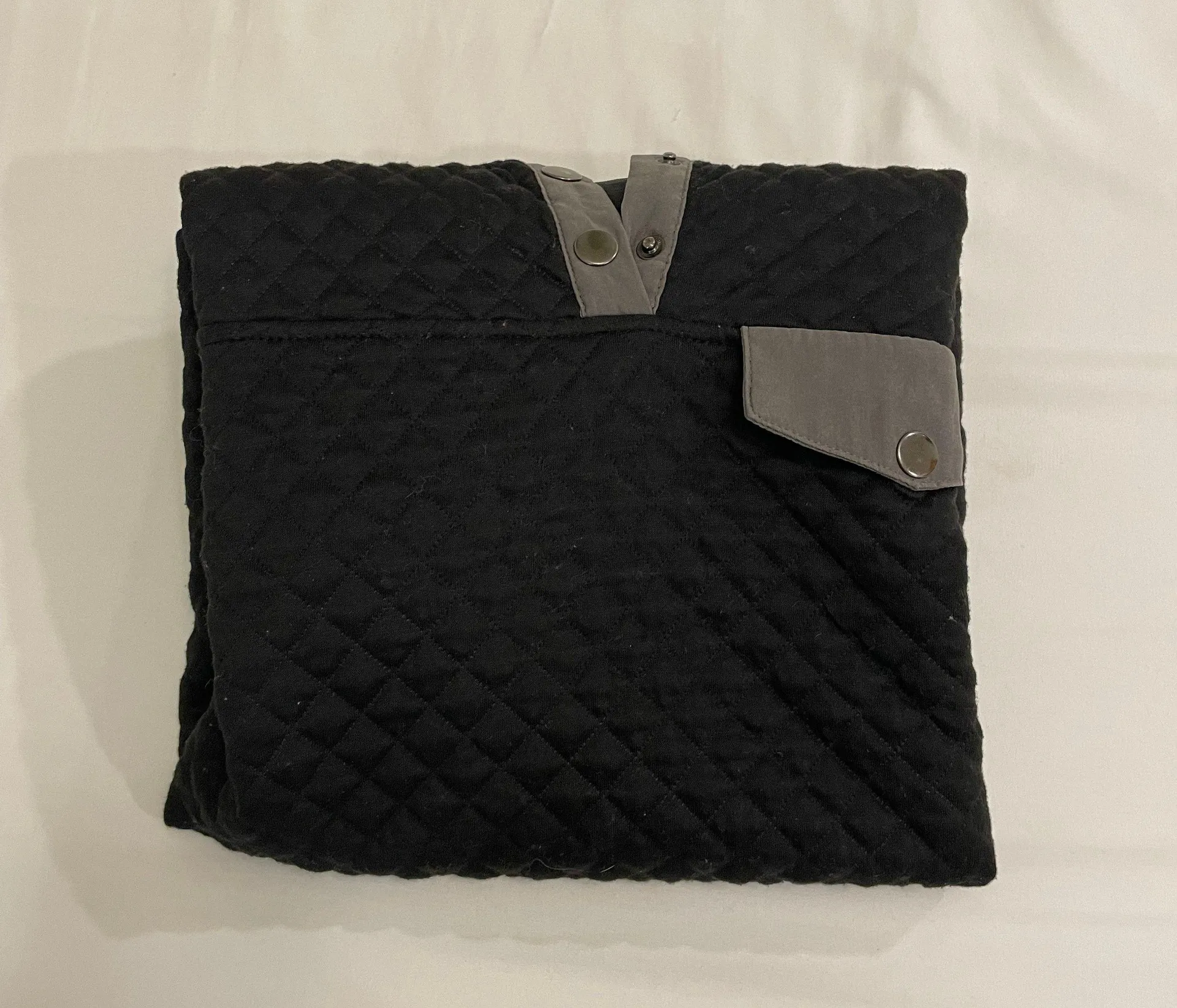 Black Quilted Pullover  - Image 4