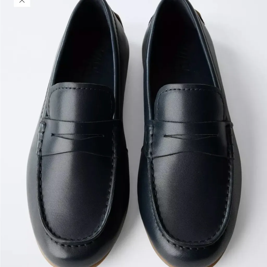 Zara Men's Dark Leather Slip-Ons - Image 3
