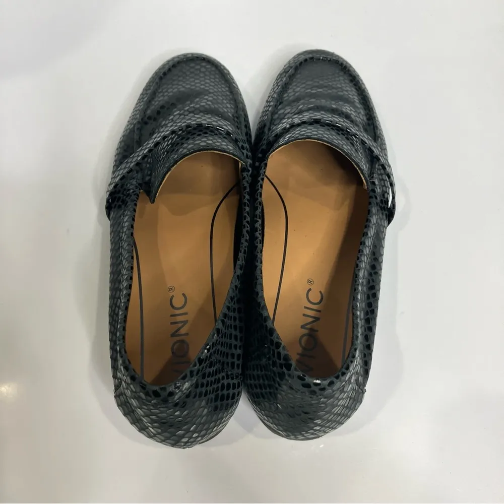 Vionic Zane loafer comfort shoe grey black faux lizard women size 6 professional - Image 6