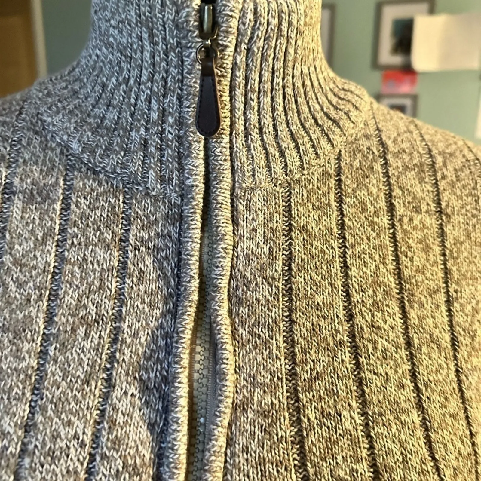 Oscar de la Renta Grey Cable Knit Sweater – Size L - Image 8