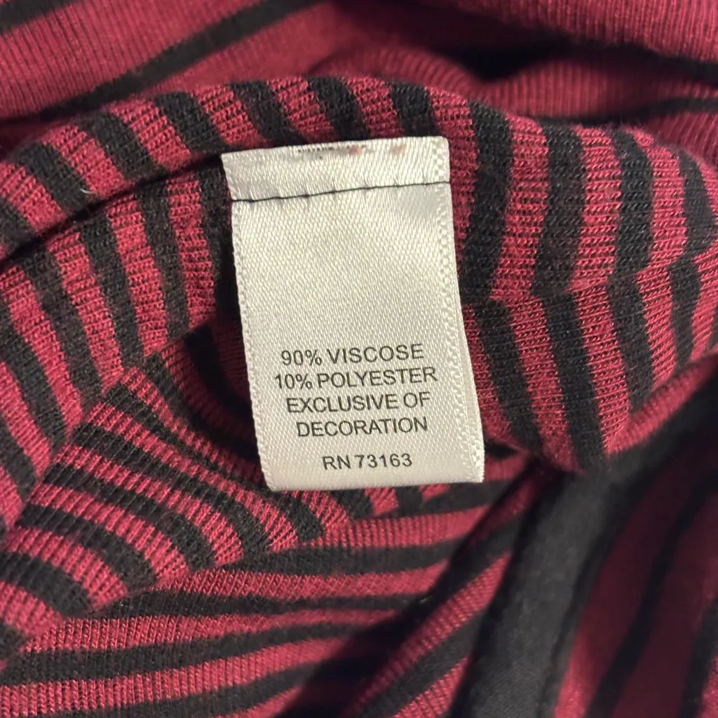 Cupio Maroon and Black Cowl Neck Sweater - Image 3