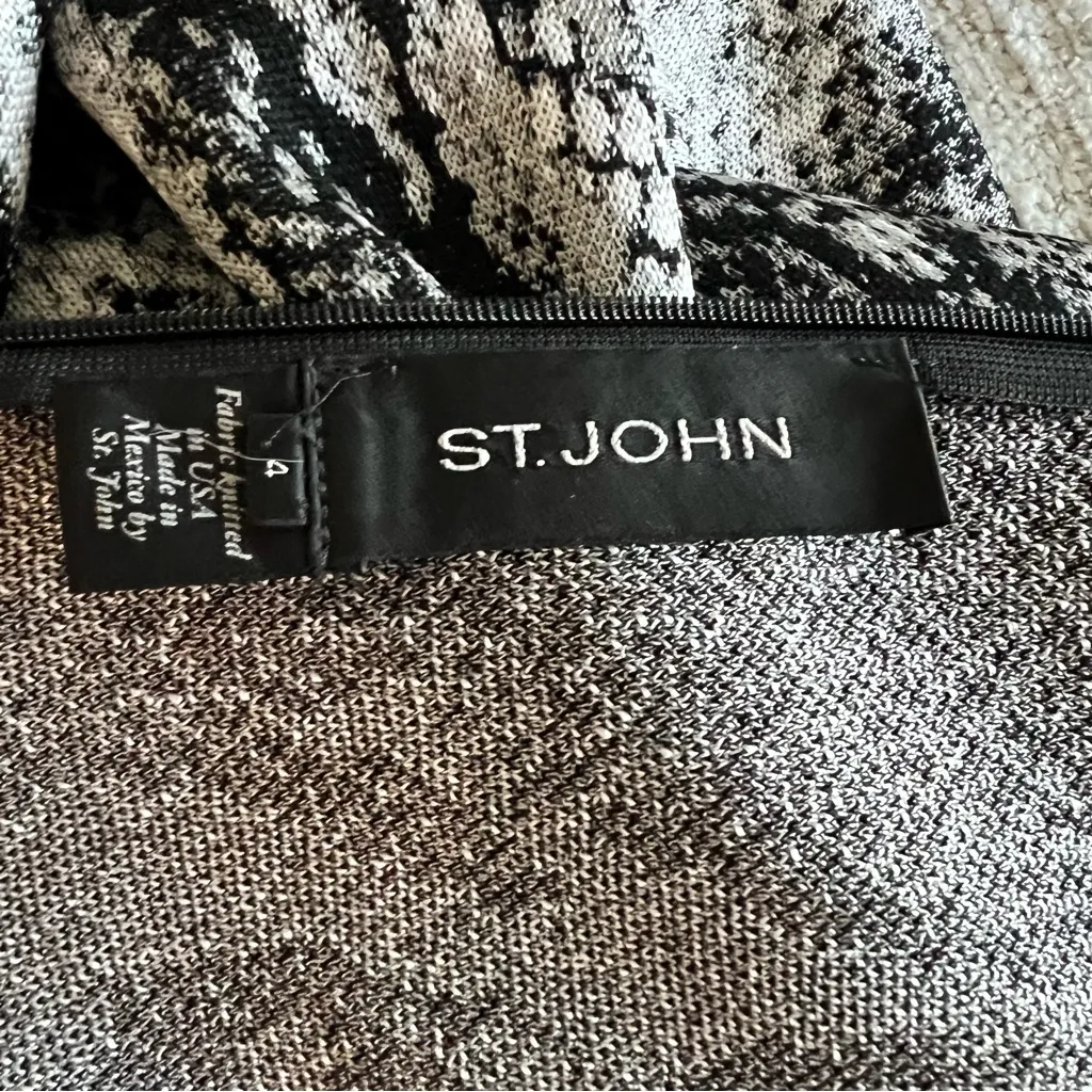 St. John Black and White Raja Snakeprint Pencil Skirt - Image 5