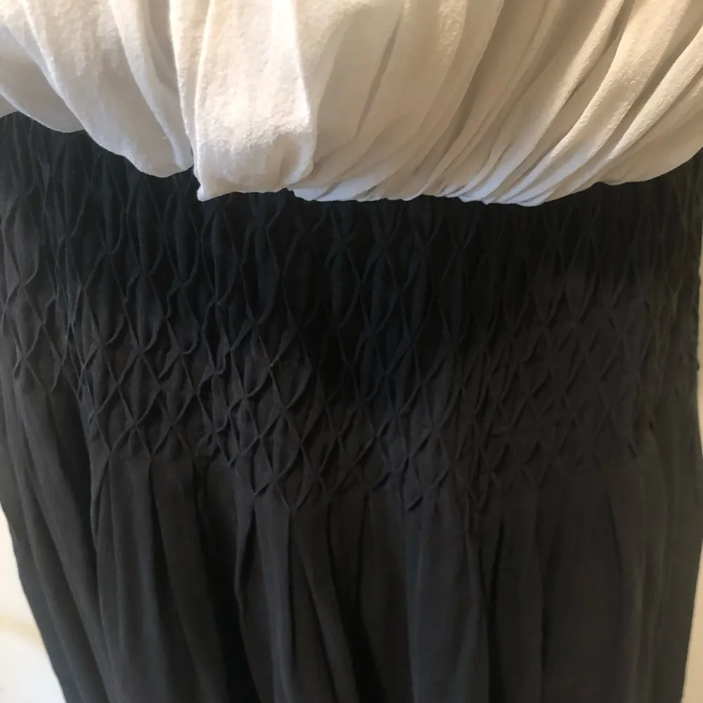 L’AGENCE Silk Chiffon Textured Pleated Midi Dress Sz.4 Sleeveless Pin-tucks Grey - Image 10