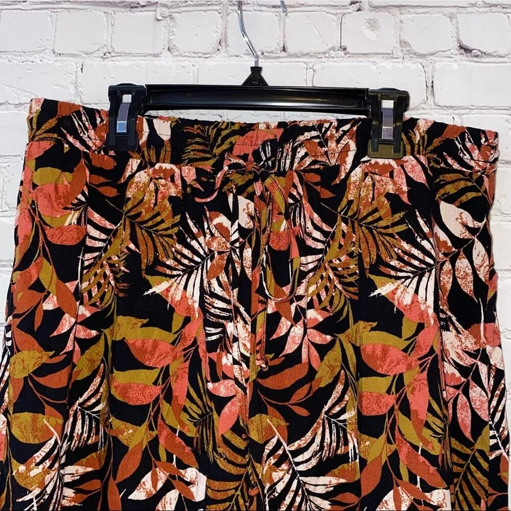 NWT Minx Floral Tropical Rayon Wide Leg Palazzo Pants Black Size L - Image 4