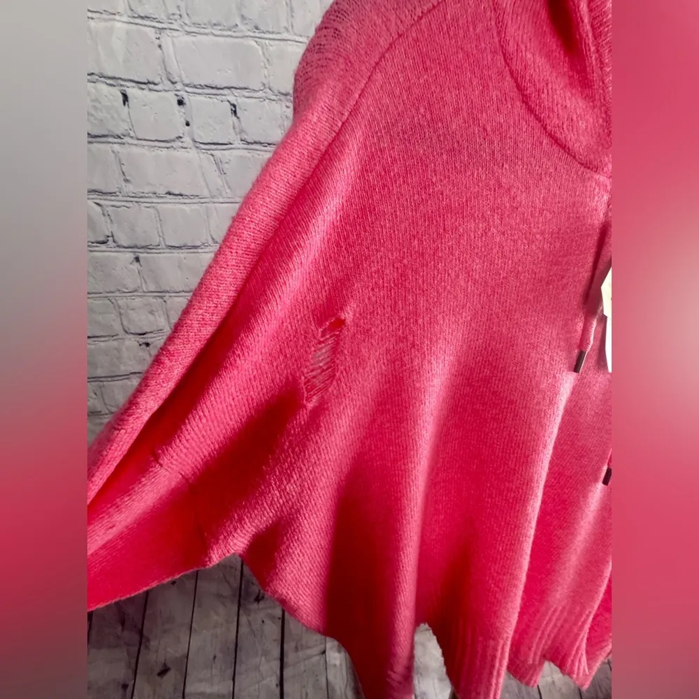 American Eagle distressed ripped sweater hoodie NWT Pink size Medium - Image 4