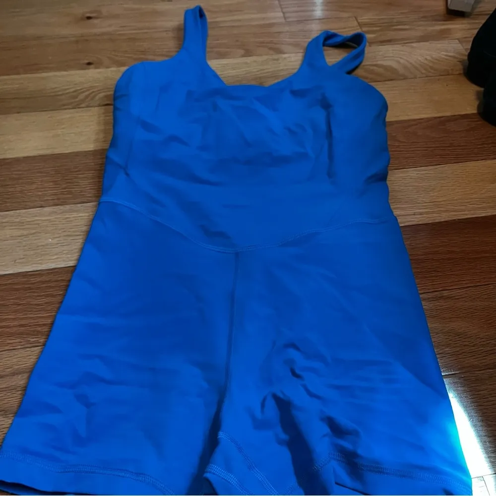 Lululemon align bodysuit poolside size 6 - Image 2