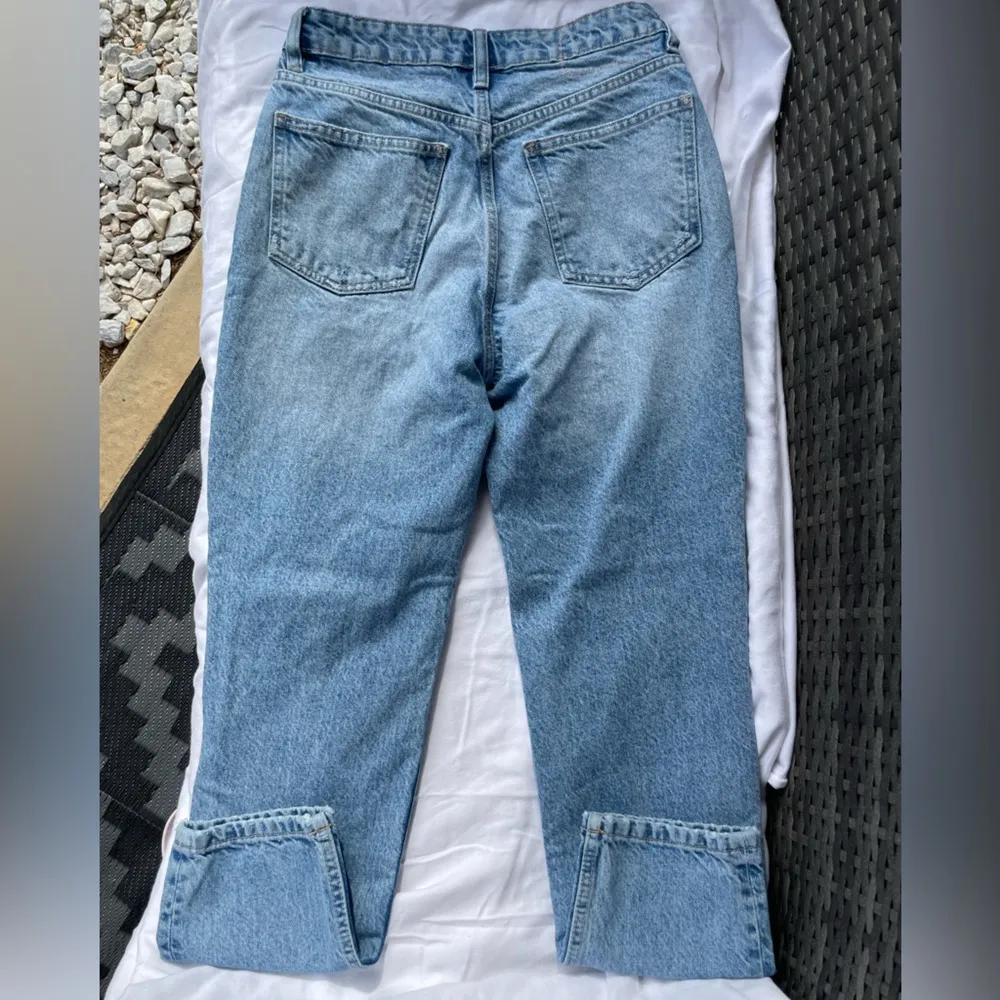Zara Women’s Light Wash Denim Jeans - Image 6