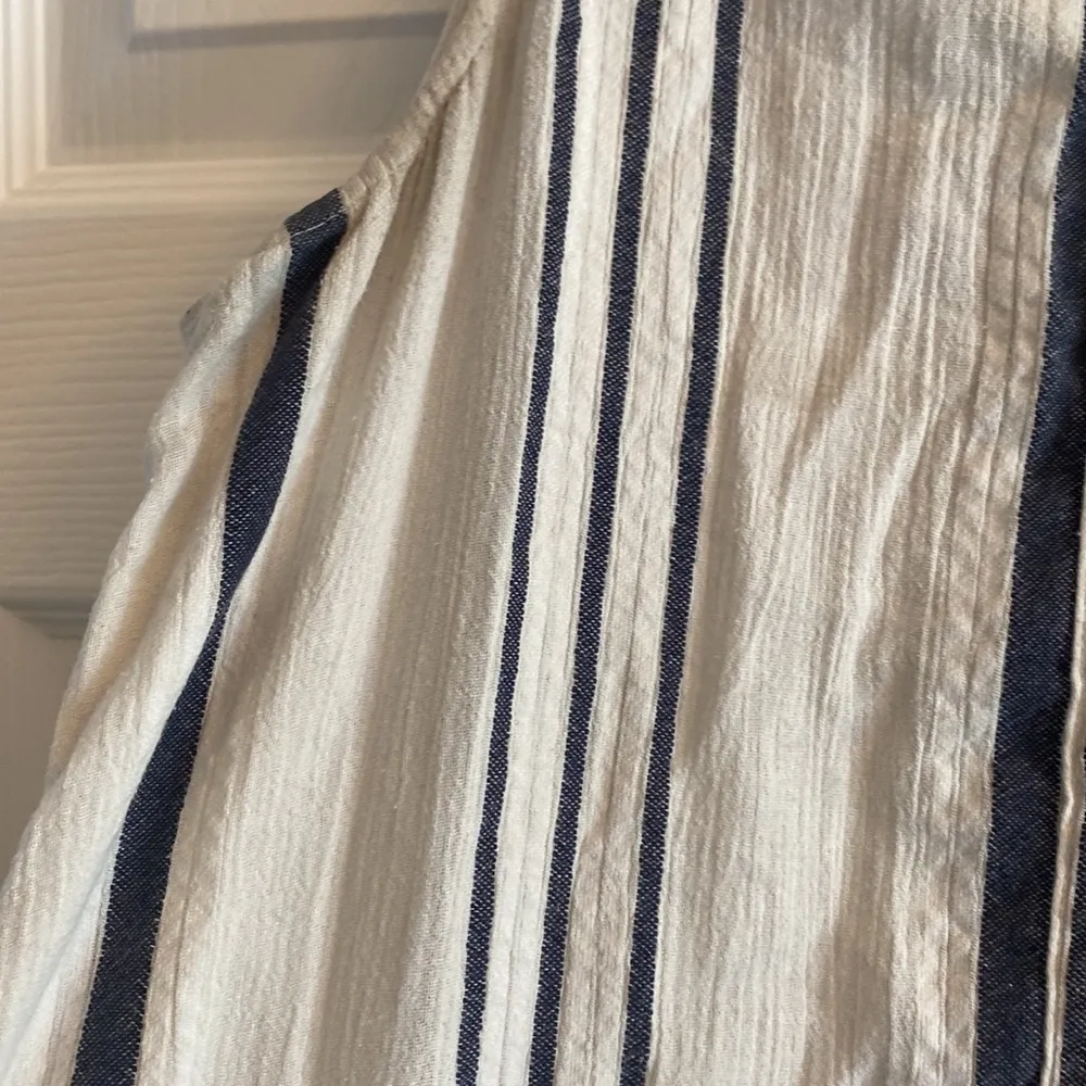 Monsoon sleeveless button up dress cream colored with‎ navy stripes size M - Image 2