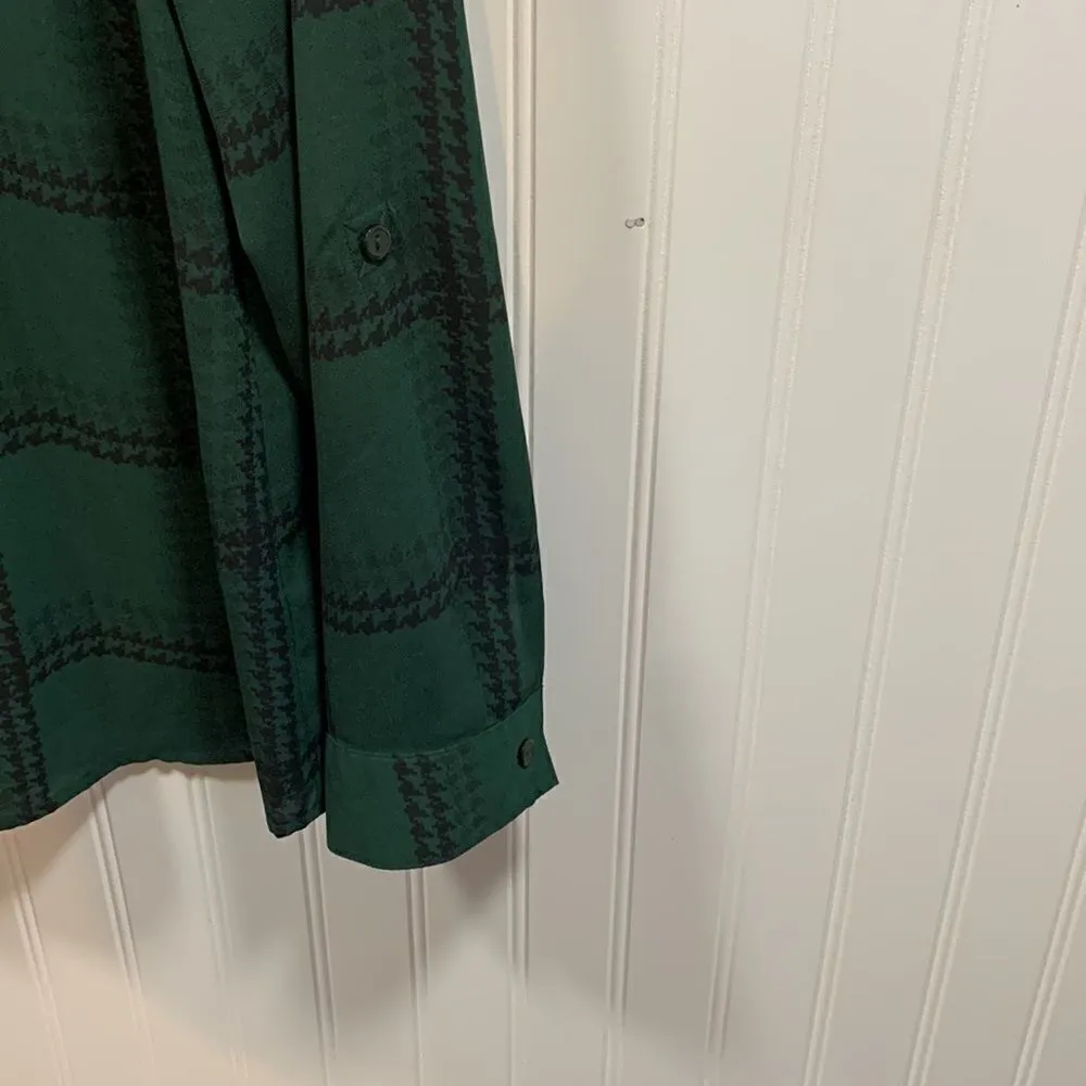 NY collection button down dark green top - Image 4