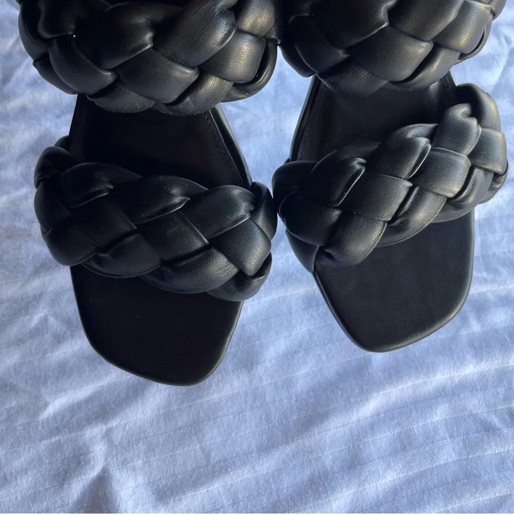 Express Black Heel Threaded Leather Sandal Heels Women’s Size 8 - Image 7