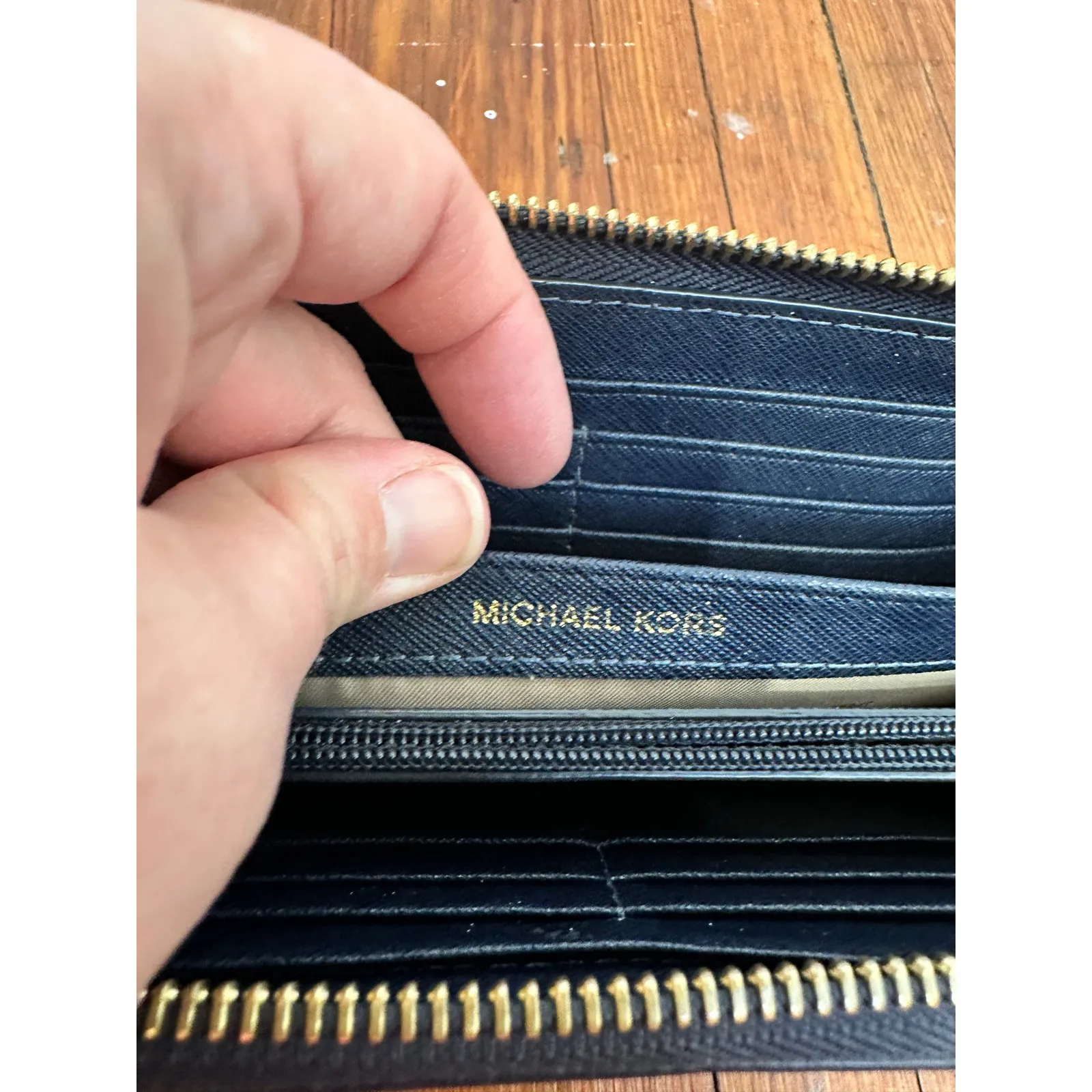 MICHAEL KORS Navy Mercer Multipocket Continental Zip Up Wallet - Image 7