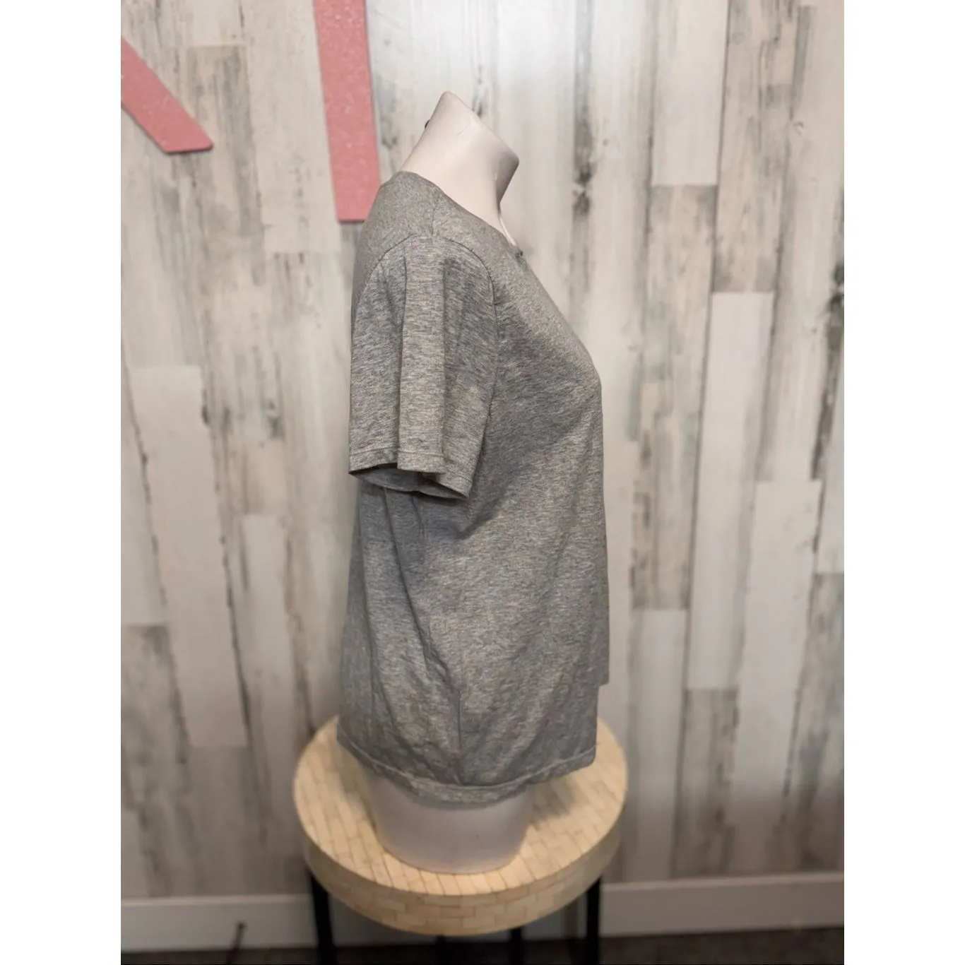 Cool Gray Short Sleeve Crewneck T-Shirt XL | Soft Cotton Blend Casual Tee - Image 5