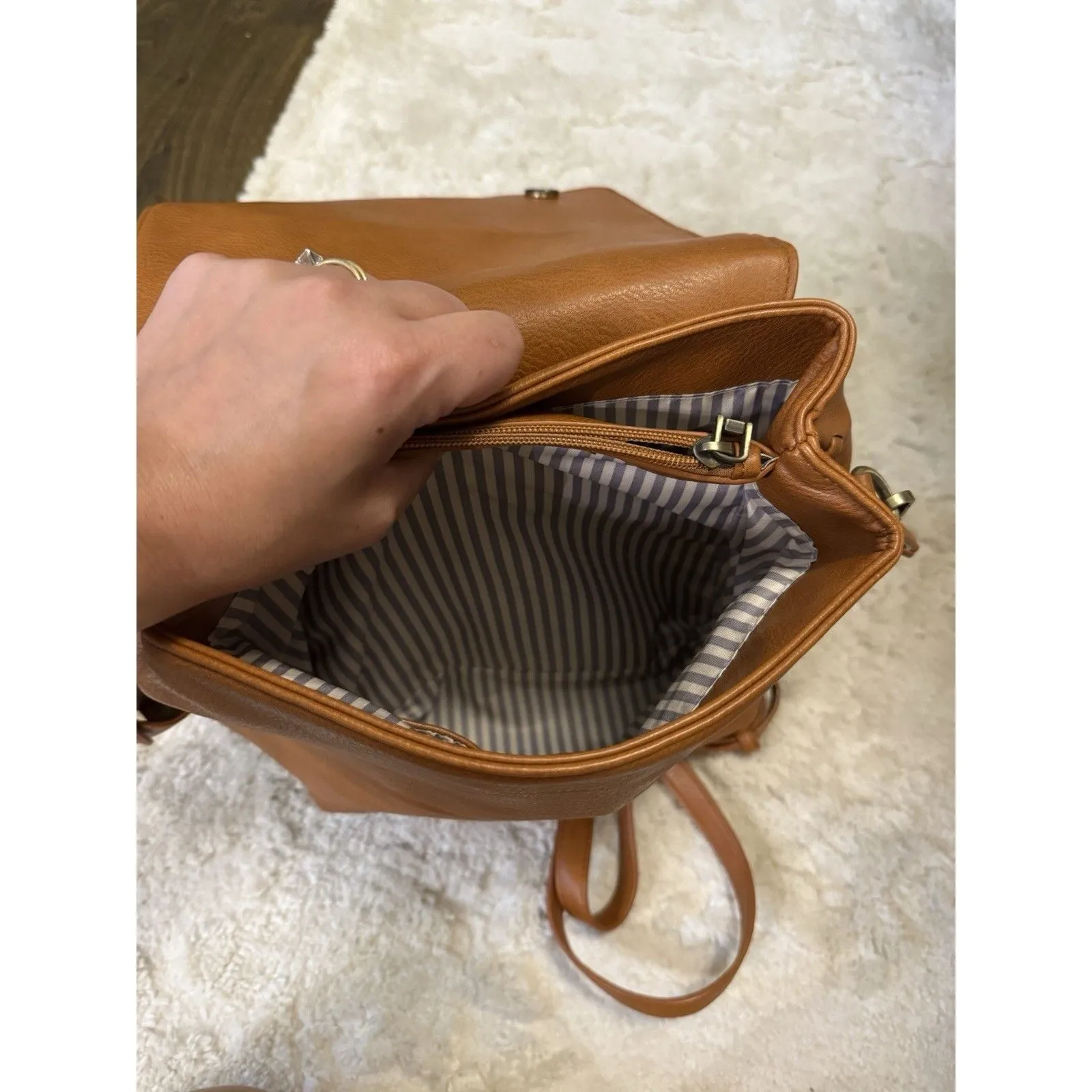 ANTIK KRAFT Women's Brown Convertible Bag To Backpack Purse Satchel - Image 6