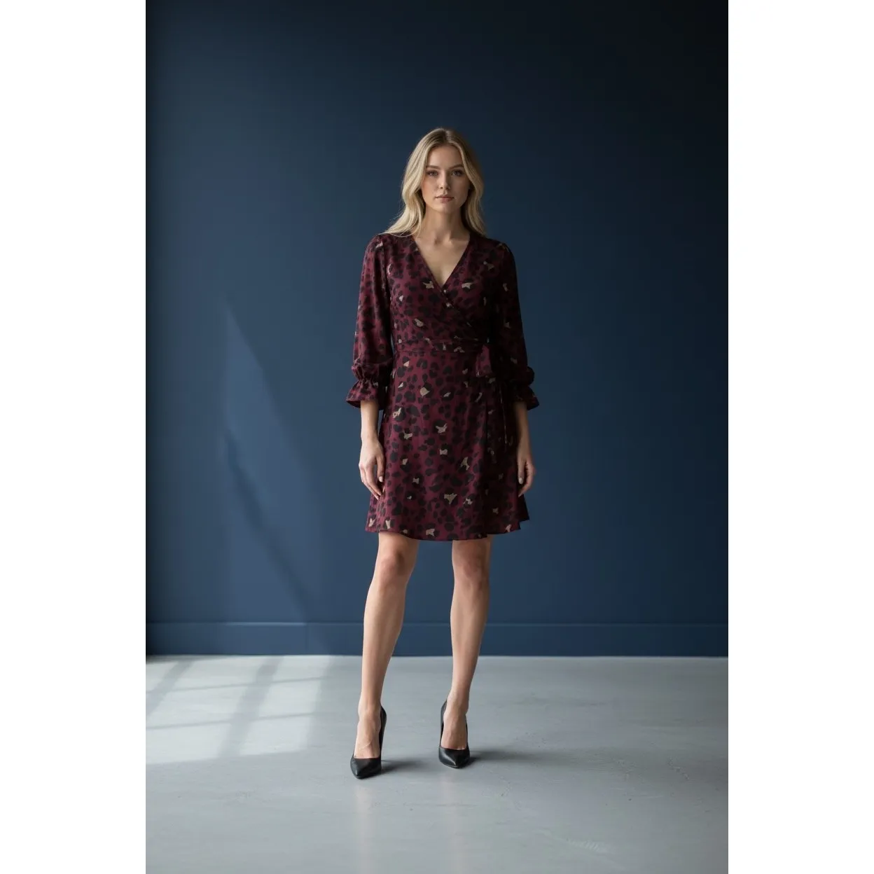 LOFT Petite Wrap Dress Leopard Print Burgundy Long Sleeve Tie Waist 4P - Image 2