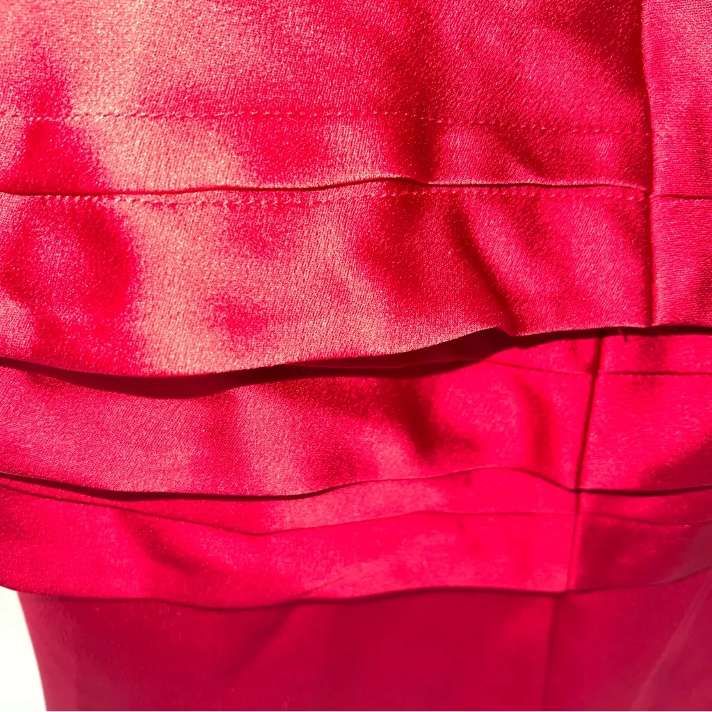 BCBGMaxAzria Deep Red Strapless Sweetheart Neckline Pleated Skirt on Dress-Sz 6 - Image 9