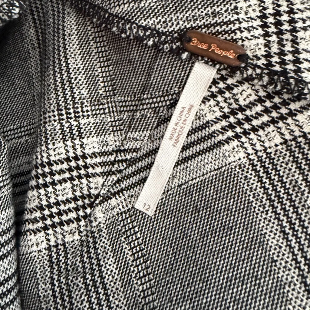 FREE PEOPLE Plaid Fringe Faux Wrap Gray Mini Skirt Sz 12 - Image 5