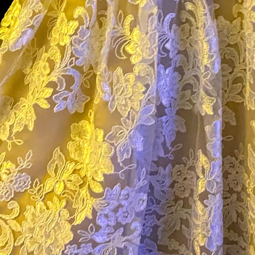 Alice + Olivia Cream Halter A-Line Mini Dress - Image 9