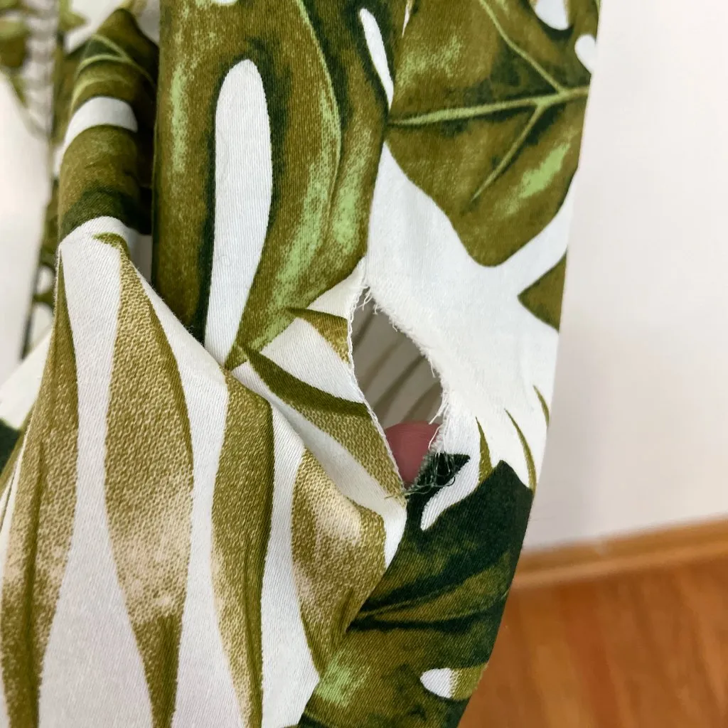 ASHLEY STEWART Plus Size White Green Floral Palm Leaf Tropical Belted Crop Pants - Image 8